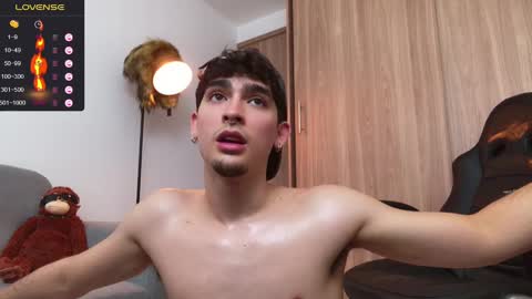 Snapshot of zenn_rush chatting on January 4, 3:28 pm Zenn online show from January 4, 3:28 pm