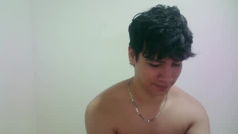 zeus_183 online show from March 23, 8:30 am