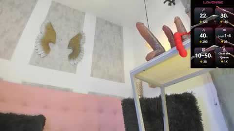 ZHAMIRA  ANDRES online show from February 12, 1:20 am