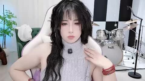 zhen online show from September 11, 4:41 pm