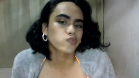 zianzamora4 online show from July 2, 8:08 am