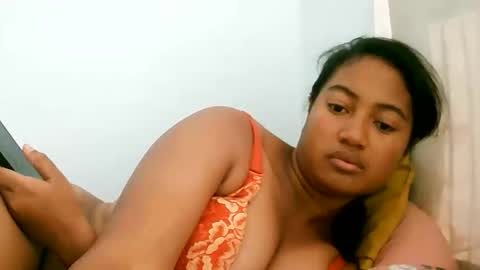 elly online show from May 9, 6:52 am