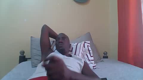 Zlatann2012 online show from December 2, 10:13 am