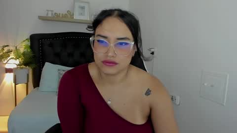 Snapshot of zoe_danae_ chatting on March 8, 3:13 pm Zoe  online show from March 8, 3:13 pm