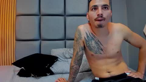  ZOE-GIANLUCA online show from February 3, 2:53 am