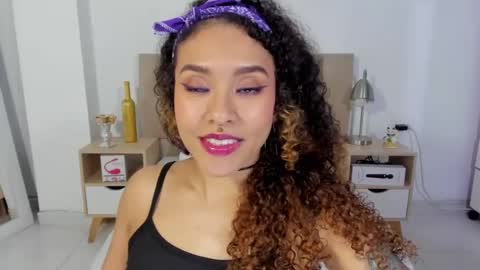 Zoe Gruber online show from July 23, 1:58 am