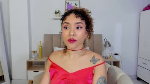 Zoe Gruber online show from July 4, 11:30 pm