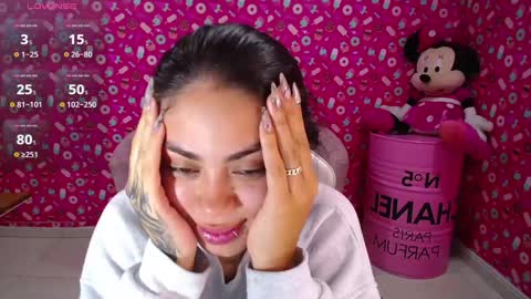 Zoe  online show from February 14, 9:13 am