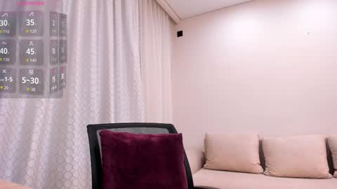 Zoe online show from February 15, 12:15 pm