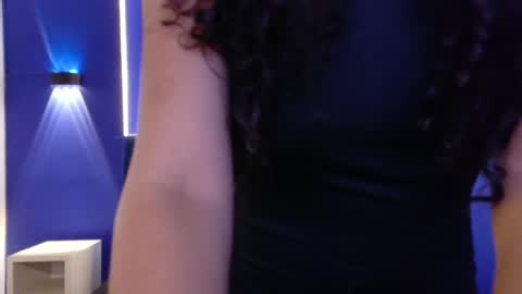 zoe  online show from March 21, 3:12 am