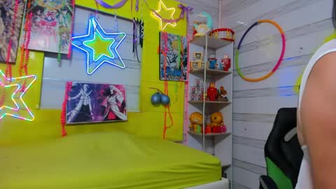 Zoe online show from April 8, 8:45 pm