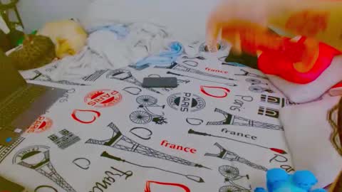 ZOE online show from February 13, 6:55 pm