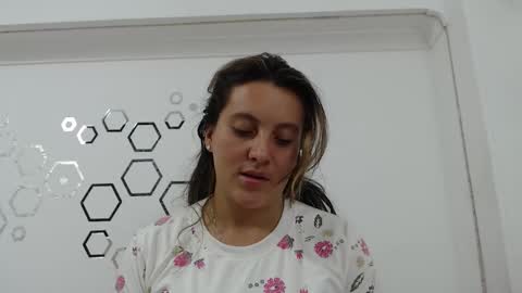 Carolina online show from October 2, 9:57 pm