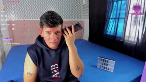 Zoe And Ethan online show from November 23, 6:28 pm