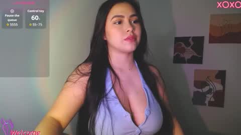 Zoe Bolton online show from December 2, 1:31 pm