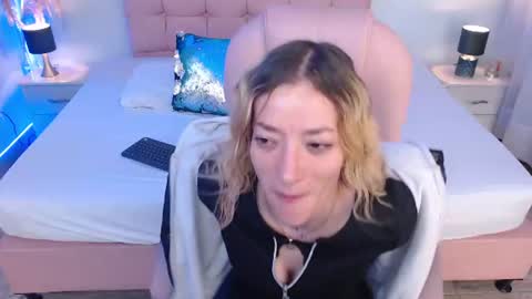 zoe online show from July 9, 3:21 am