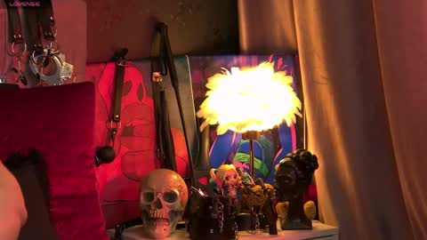 ZoeMesmerize online show from March 27, 11:44 am