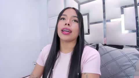 ZoeSwam online show from February 3, 2:21 pm