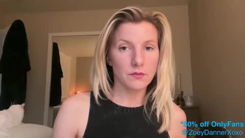 Zoeydanner online show from February 6, 1:16 am