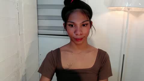 zoey online show from February 8, 6:33 am