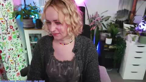 Zoey Ryan online show from February 23, 7:16 pm