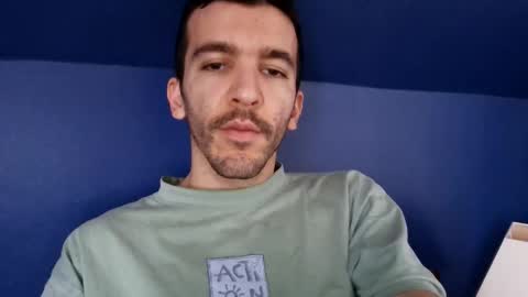 zom online show from January 12, 10:44 am