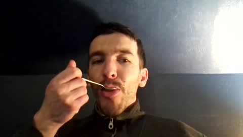 zom online show from March 20, 8:03 pm