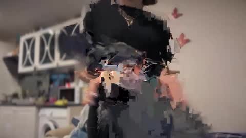 Melani online show from April 1, 8:50 pm