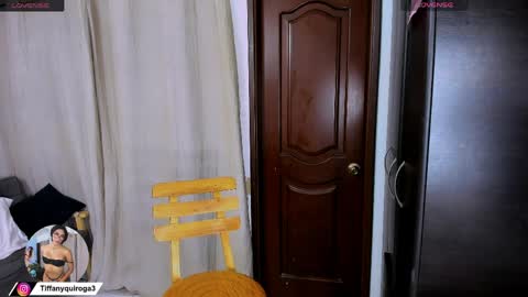 zou_quira online show from April 9, 3:54 am