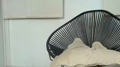 Zuri  online show from November 30, 10:28 pm